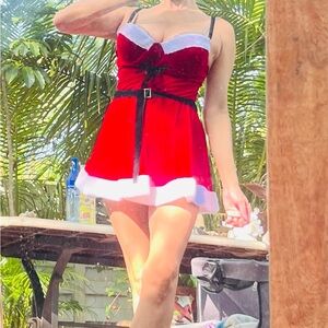 Festive Sexy Santa red velv. mini dress NEW without tag, M